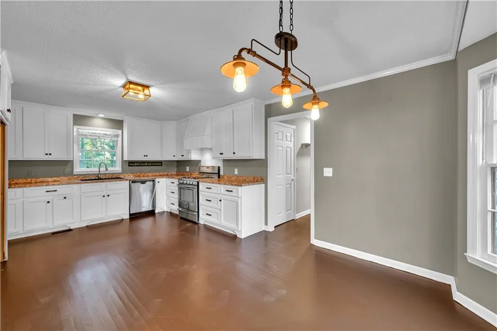 4476 Rivoli Drive Macon, GA 31210