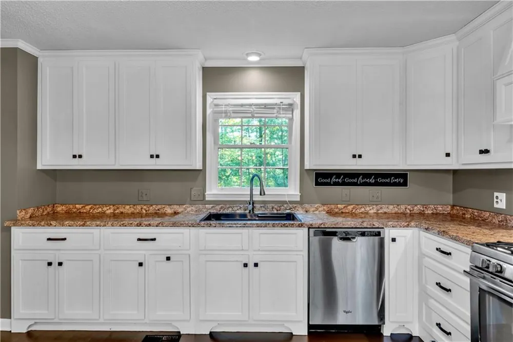 4476 Rivoli Drive Macon, GA 31210