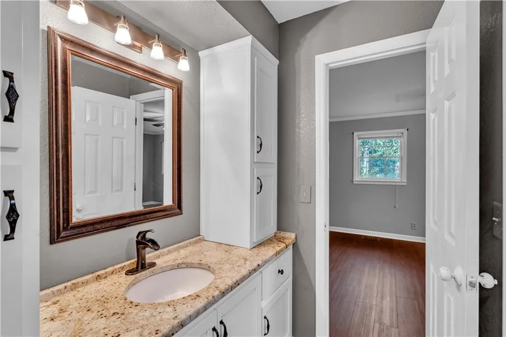 4476 Rivoli Drive Macon, GA 31210