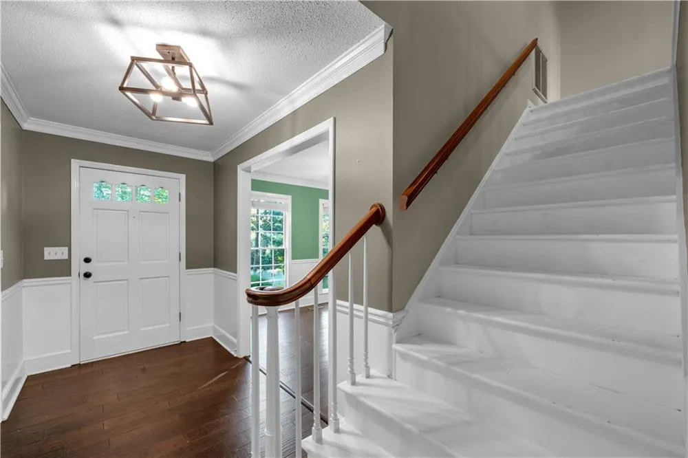 4476 Rivoli Drive Macon, GA 31210