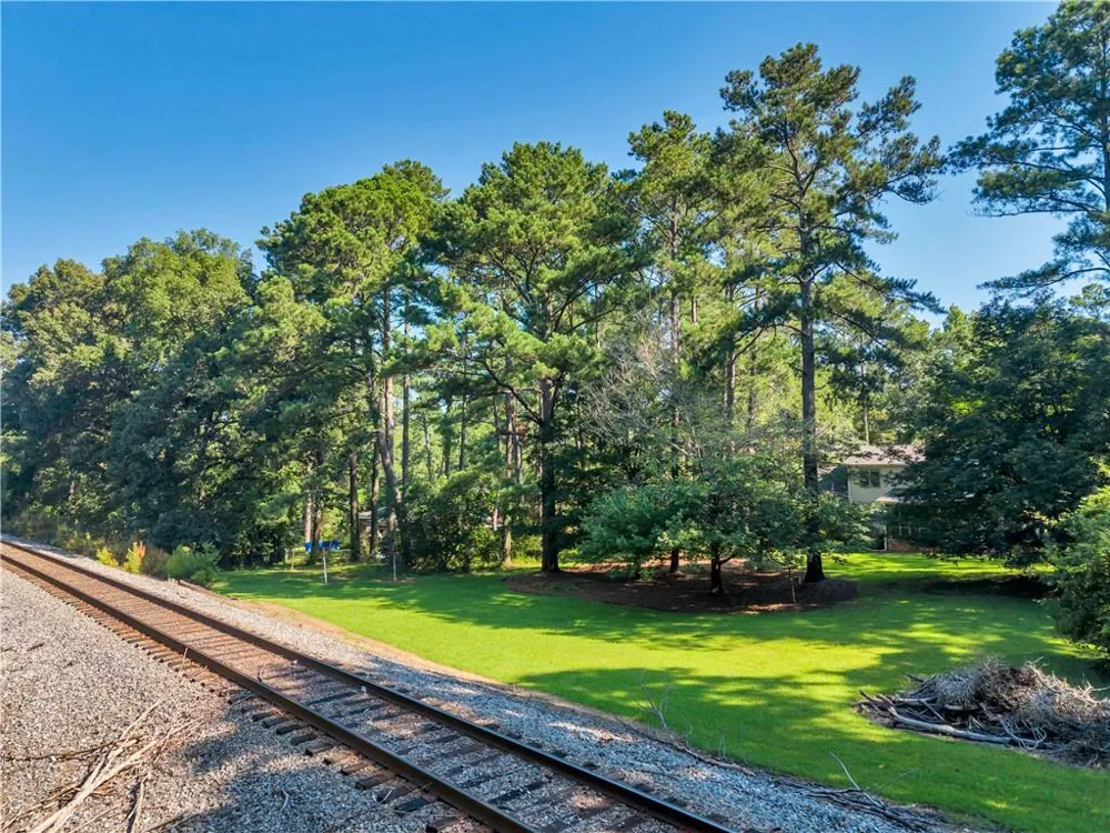 4476 Rivoli Drive Macon, GA 31210