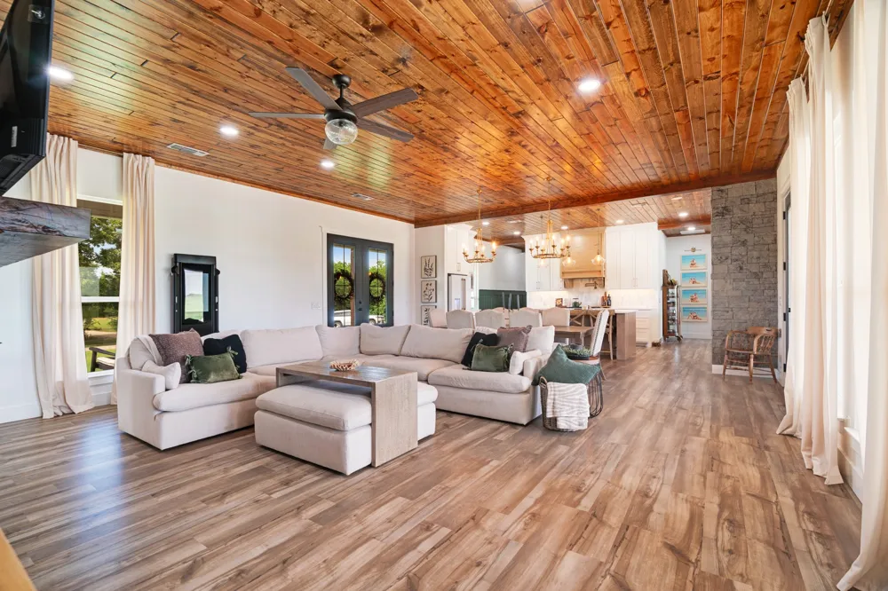 700 County Road 44430 Paris, TX 75460