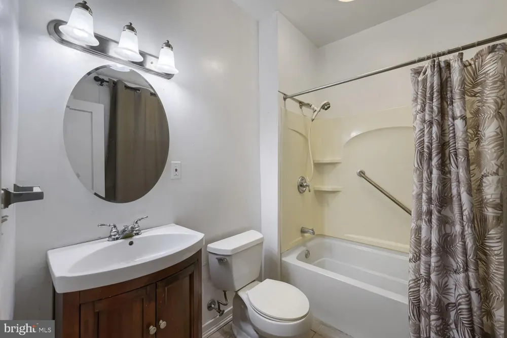3005 BATAVIA AVENUE Baltimore, MD 21214