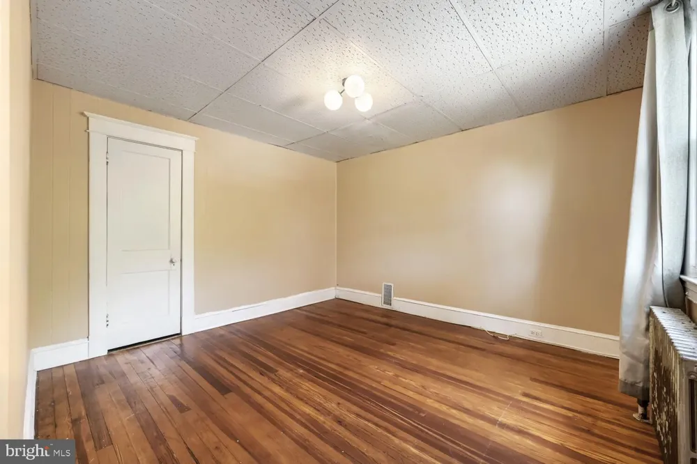 3005 BATAVIA AVENUE Baltimore, MD 21214