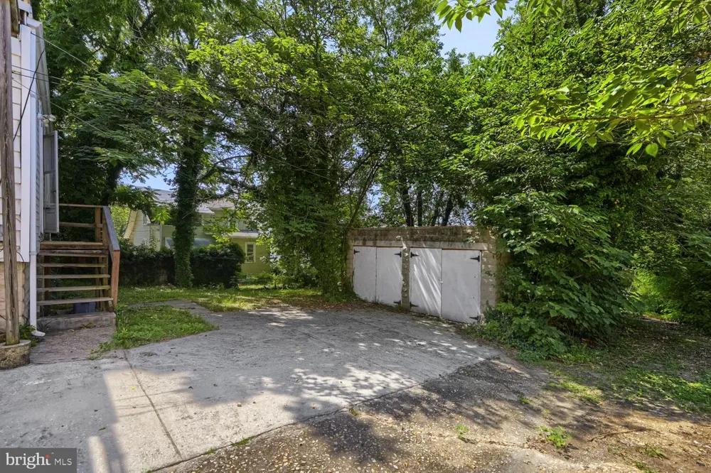3005 BATAVIA AVENUE Baltimore, MD 21214