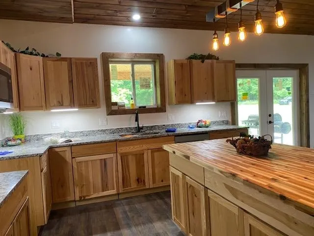 802 W 4 ROAD Hanover Township, MI 49690