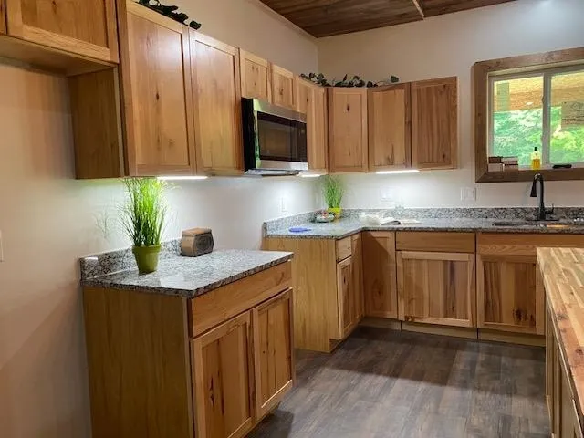 802 W 4 ROAD Hanover Township, MI 49690