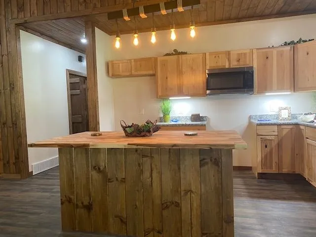 802 W 4 ROAD Hanover Township, MI 49690