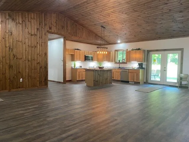 802 W 4 ROAD Hanover Township, MI 49690