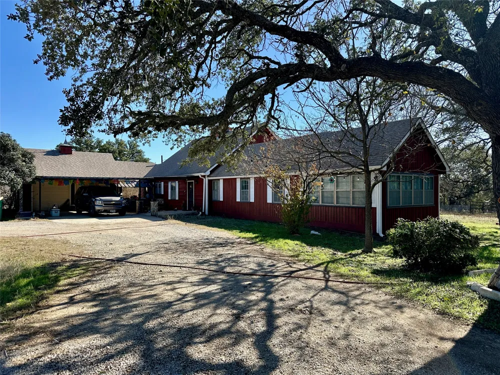 2300 Fm 590 S Zephyr, TX 76890