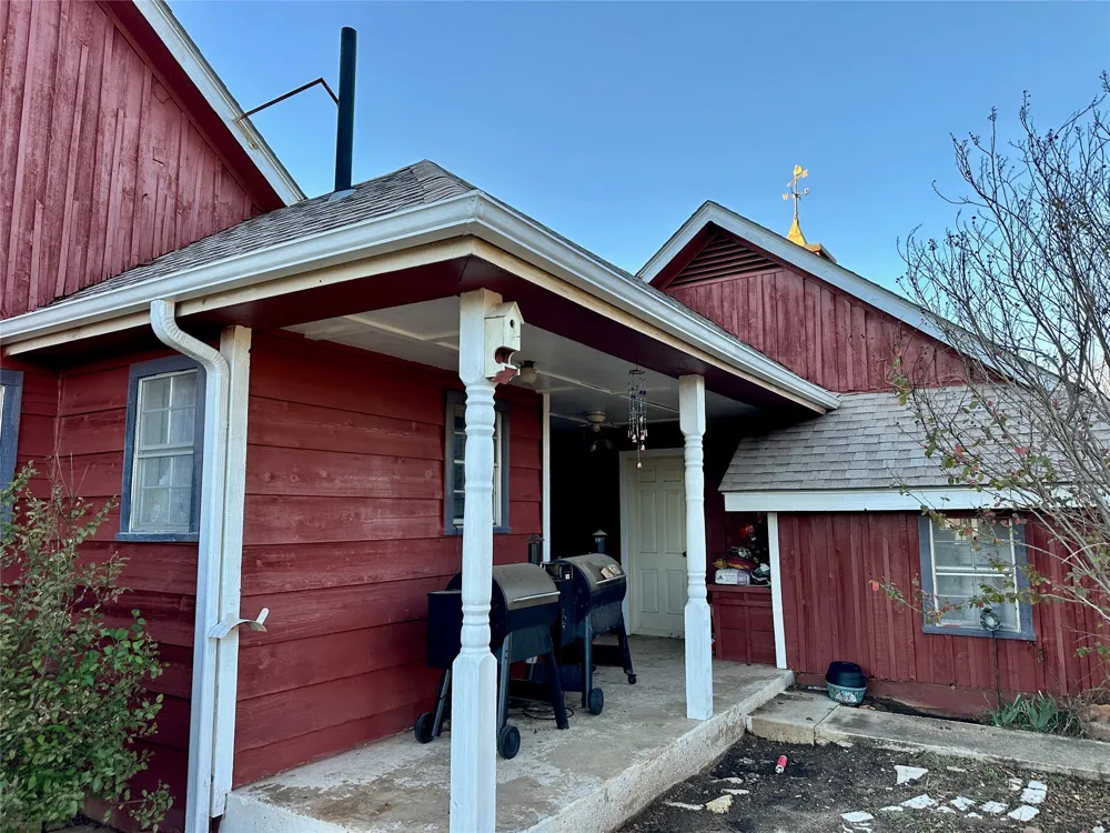 2300 Fm 590 S Zephyr, TX 76890