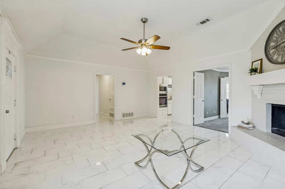 5957 Sundown Drive Watauga, TX 76148