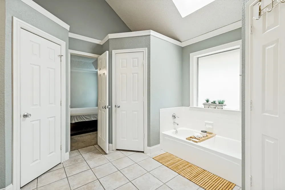 5957 Sundown Drive Watauga, TX 76148