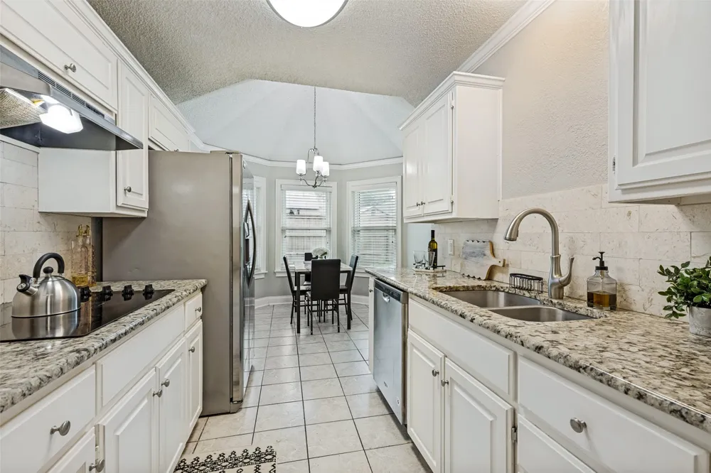 5957 Sundown Drive Watauga, TX 76148