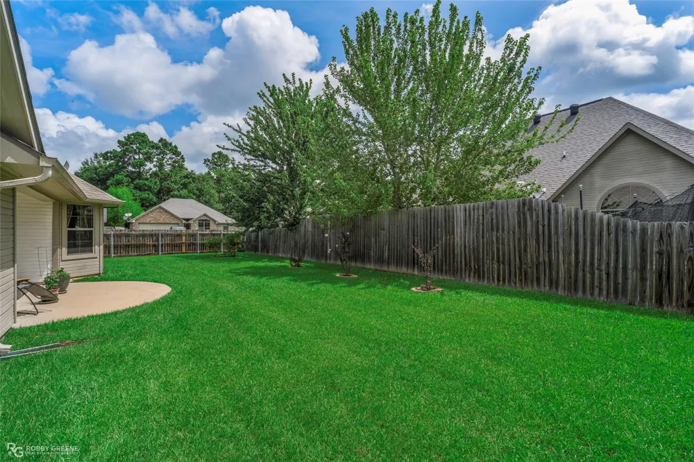106 Lola Circle Benton, LA 71006