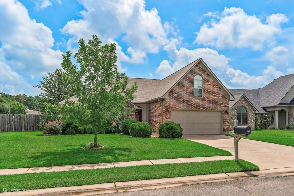 106 Lola Circle Benton, LA 71006