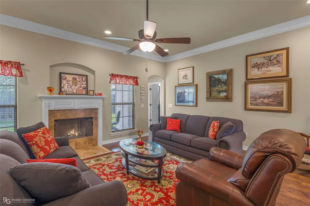 106 Lola Circle Benton, LA 71006