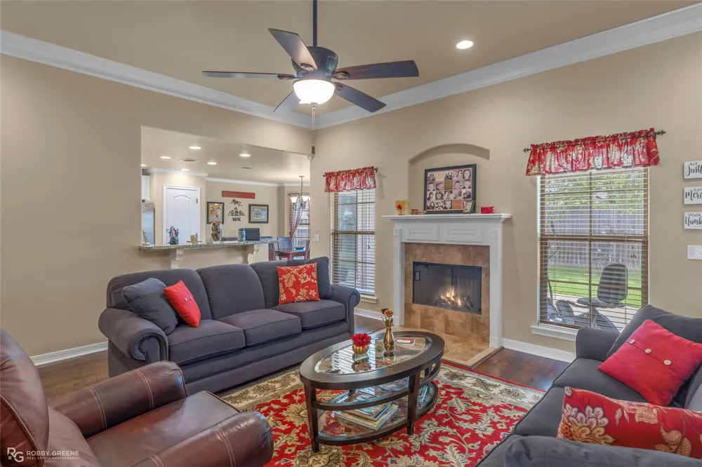 106 Lola Circle Benton, LA 71006