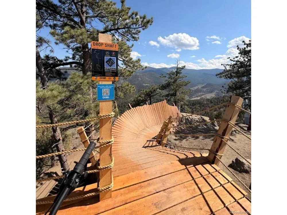 256 Capital Road Dumont, CO 80436