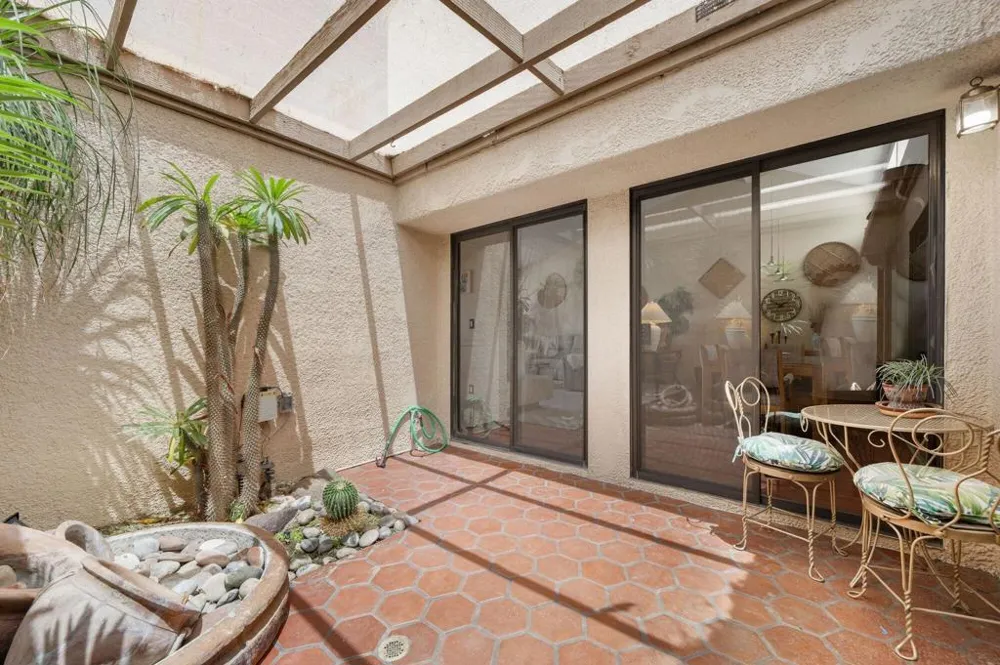 6 Palomas Drive Rancho Mirage, CA 92270