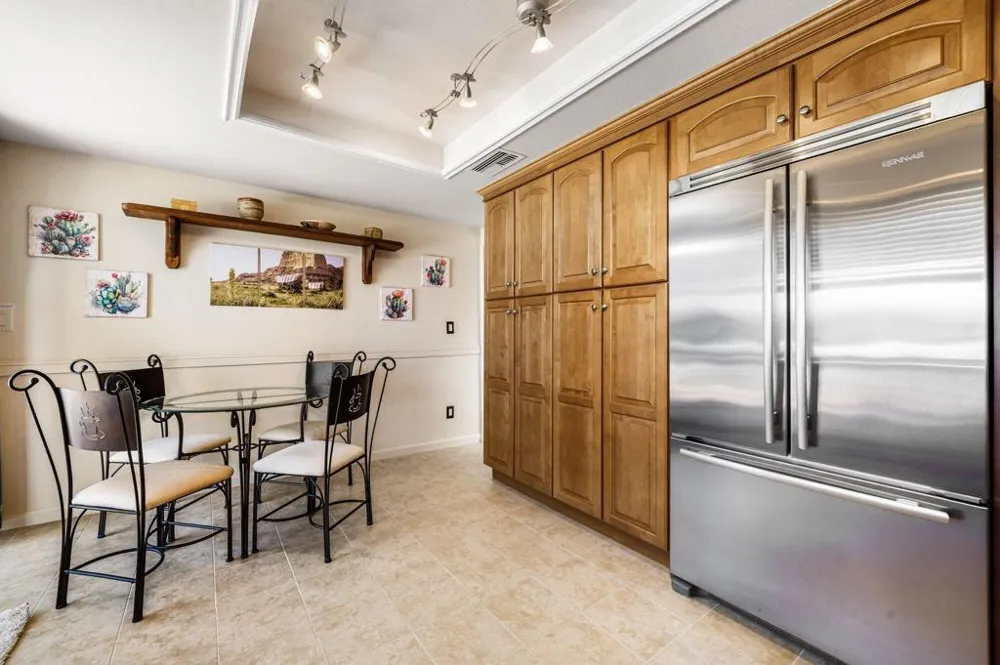 6 Palomas Drive Rancho Mirage, CA 92270