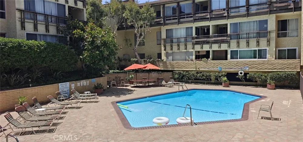 6225 Canterbury #306 Culver City, CA 90230