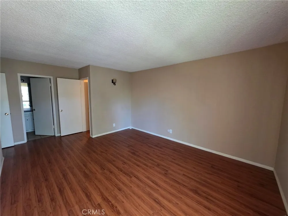6225 Canterbury #306 Culver City, CA 90230