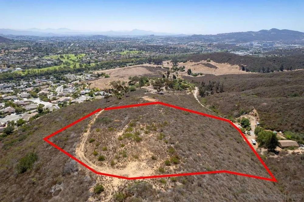 N Twin Oaks Valley Rd San Marcos, CA 92069