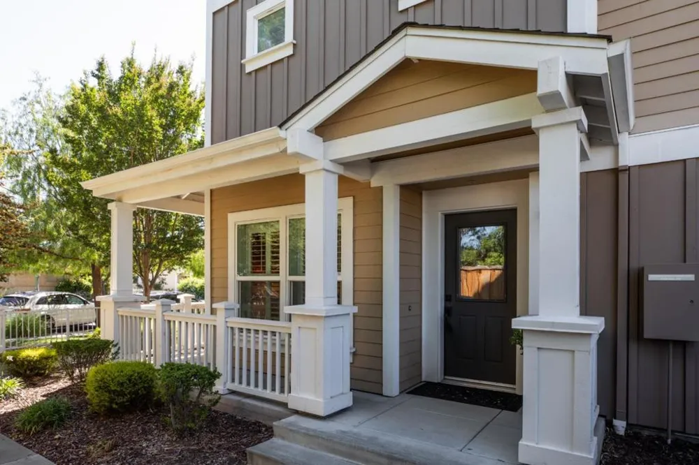 1901 Newbury Drive Mountain View, CA 94043