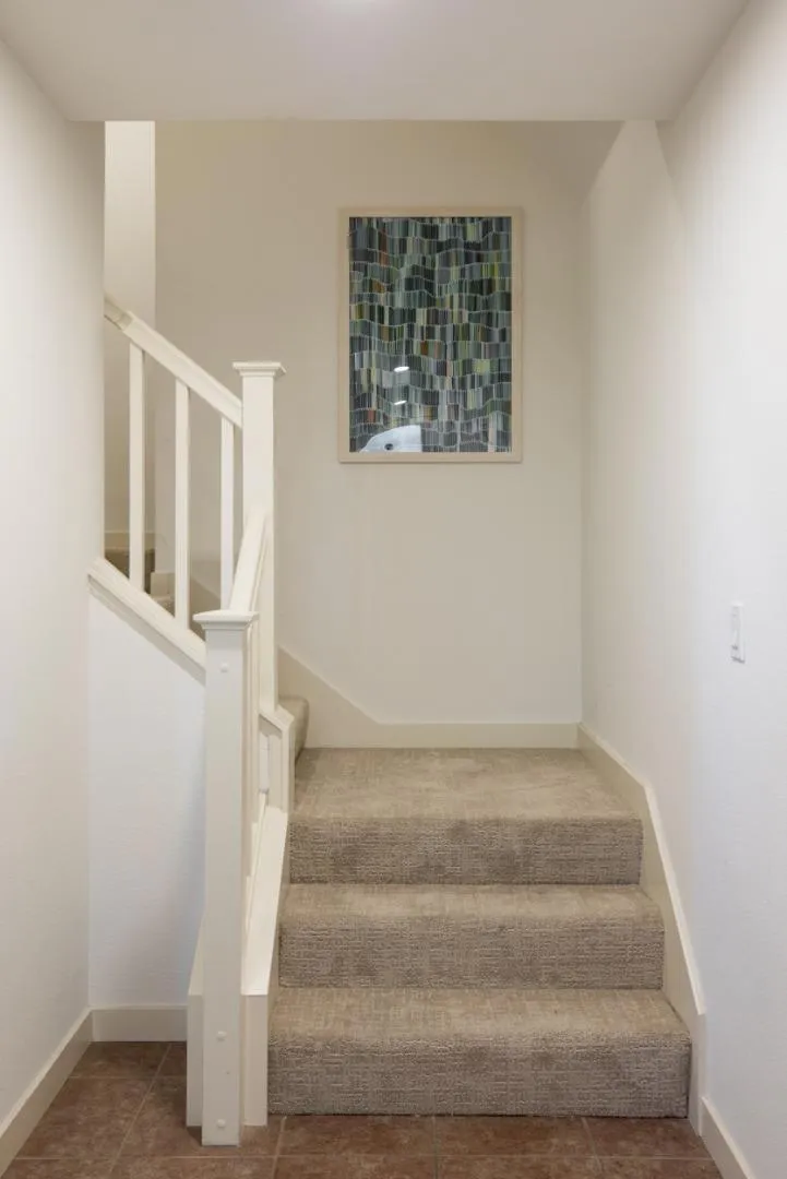 1901 Newbury Drive Mountain View, CA 94043