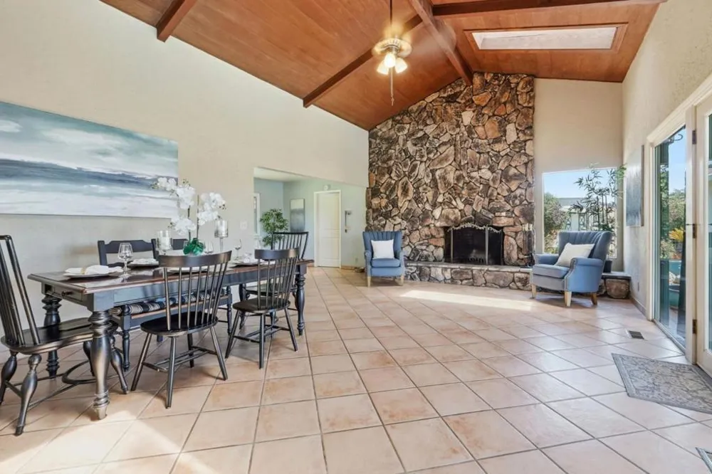 14160 Lesley Lane San Martin, CA 95046