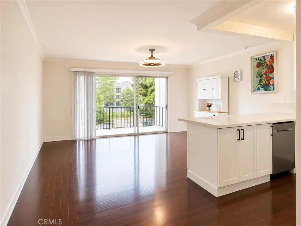 102 Scholz #243 Newport Beach, CA 92663