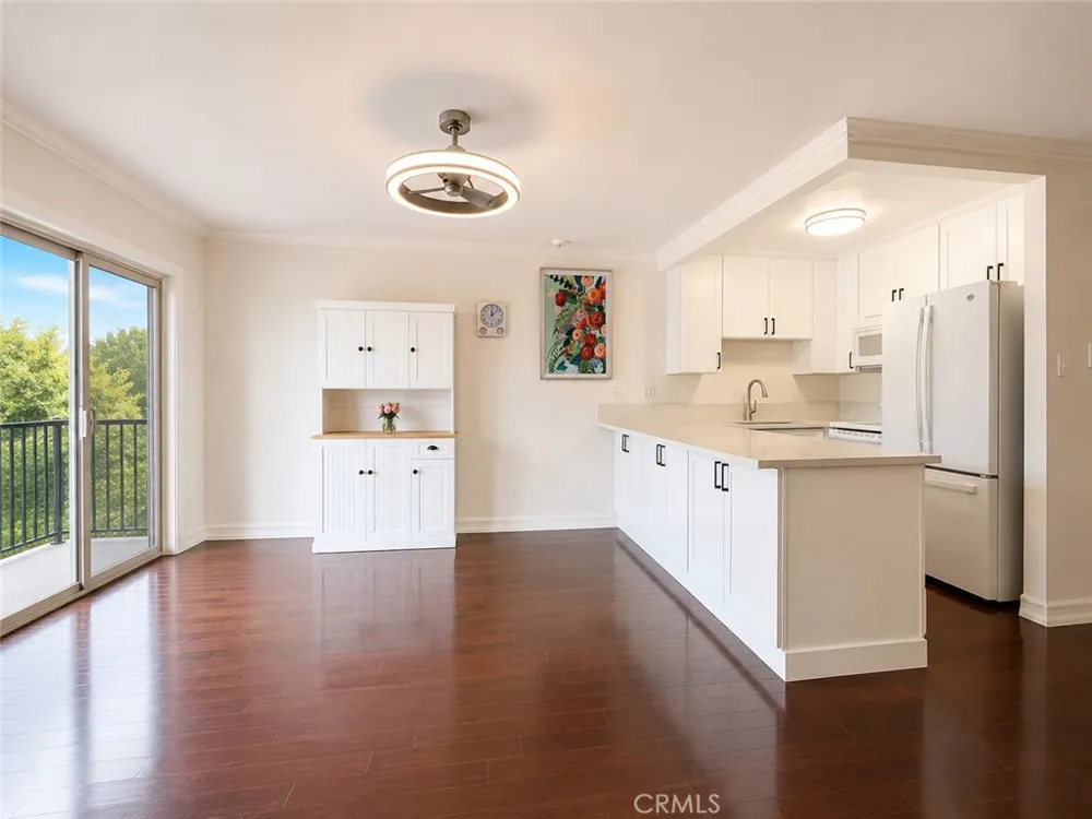 102 Scholz #243 Newport Beach, CA 92663