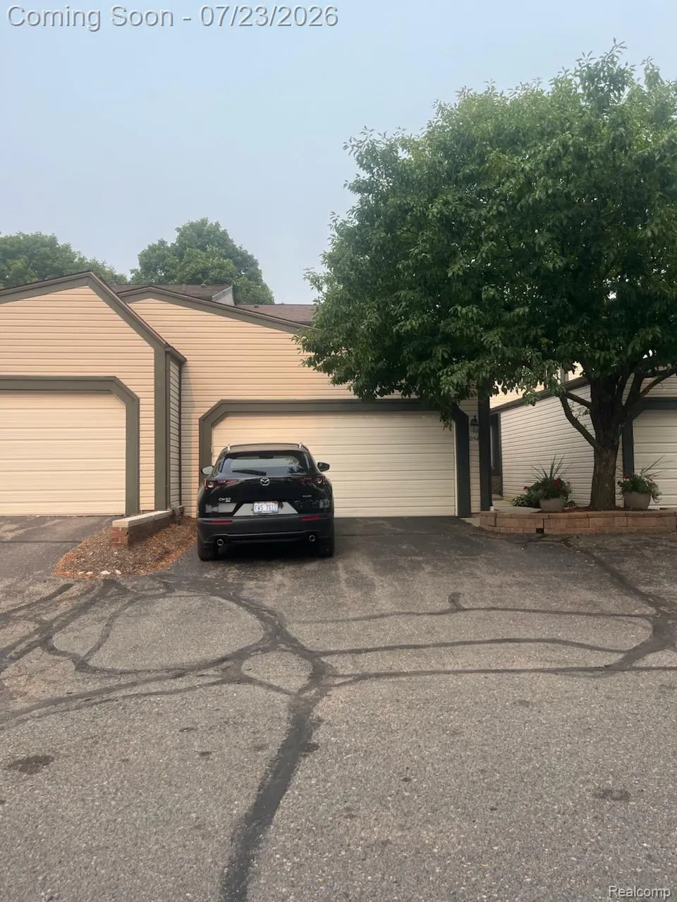 1254 Charleston Court Northville City, MI 48167