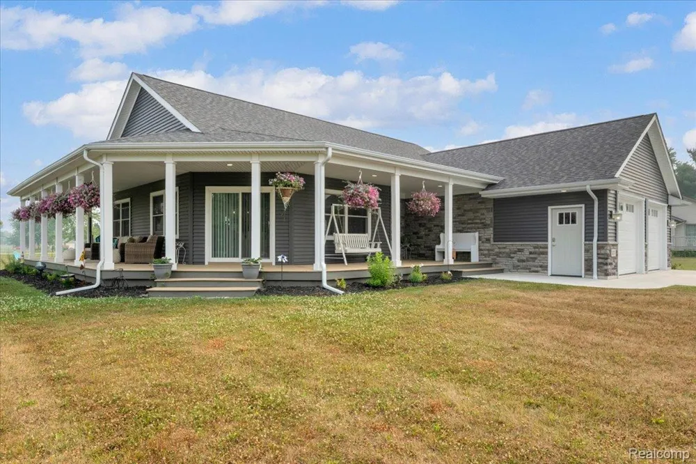 271 E Harrington Road Lexington Township, MI 48422