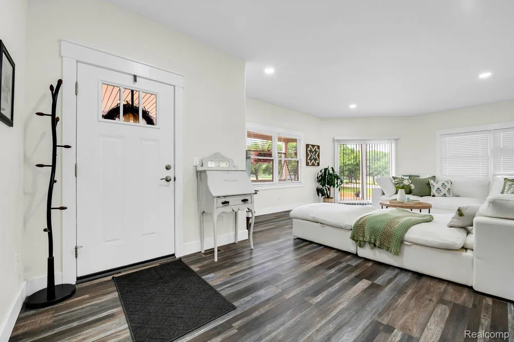 271 E Harrington Road Lexington Township, MI 48422