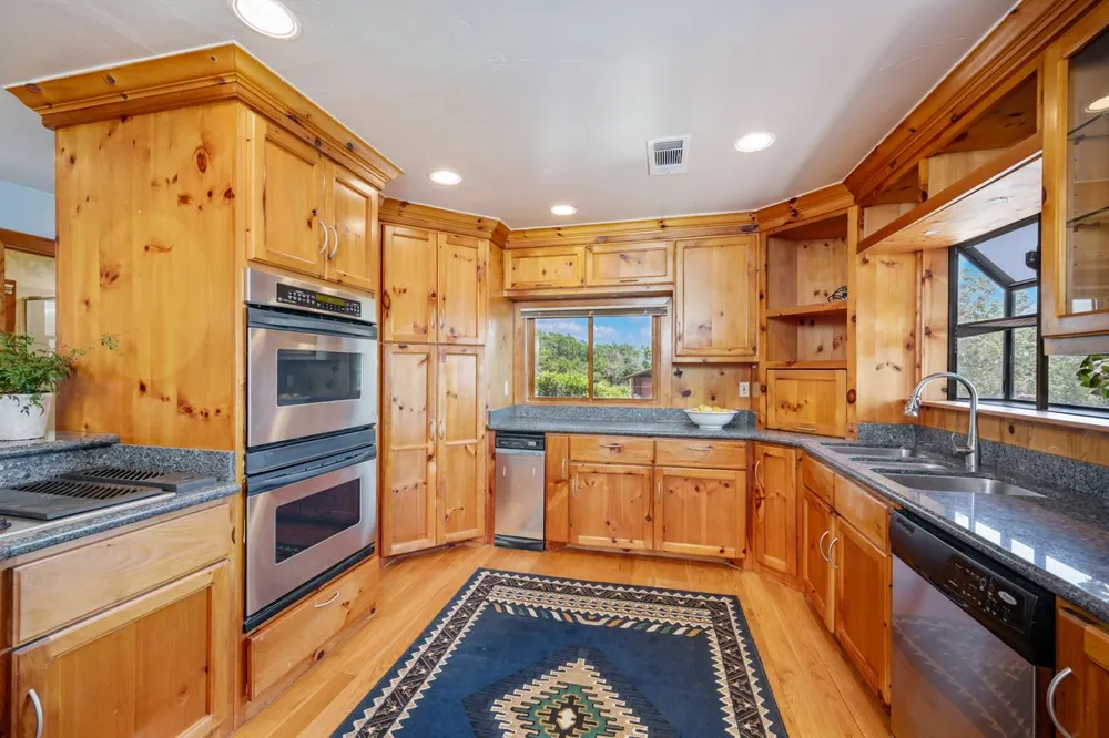 170 Overland Trail W Hunt, TX 78024