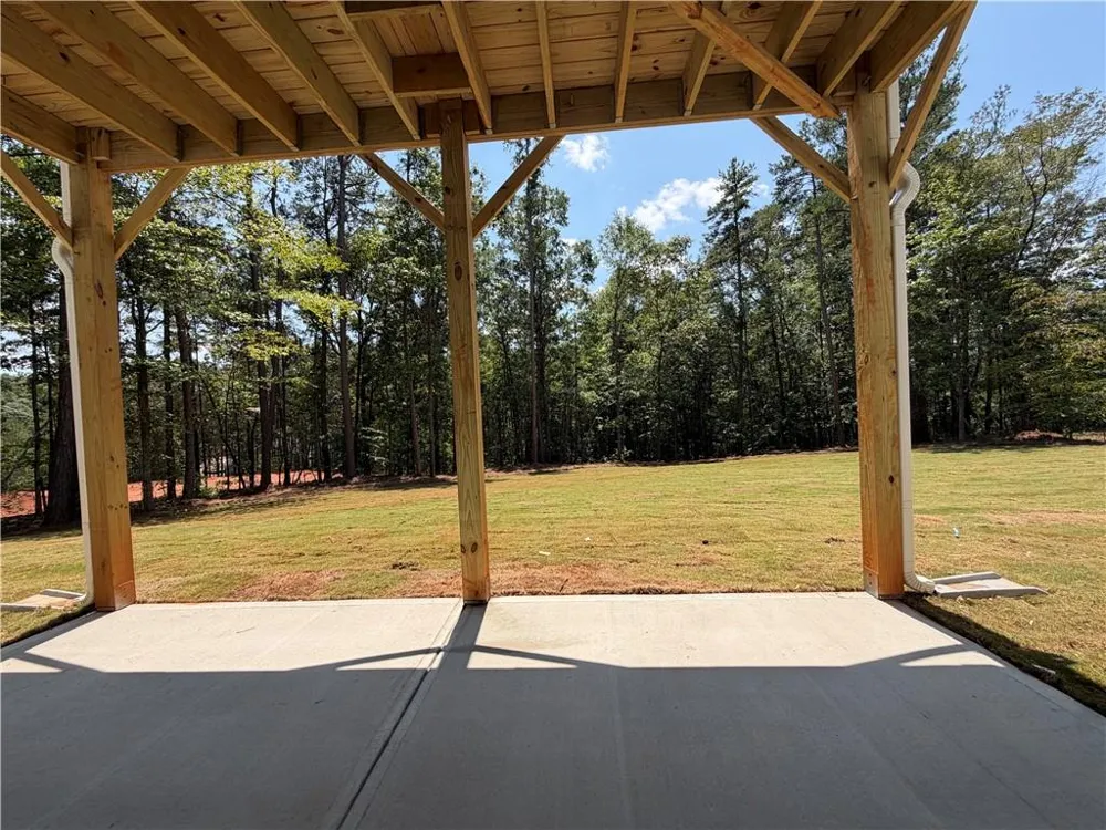 200 Blackberry Court Pendergrass, GA 30567