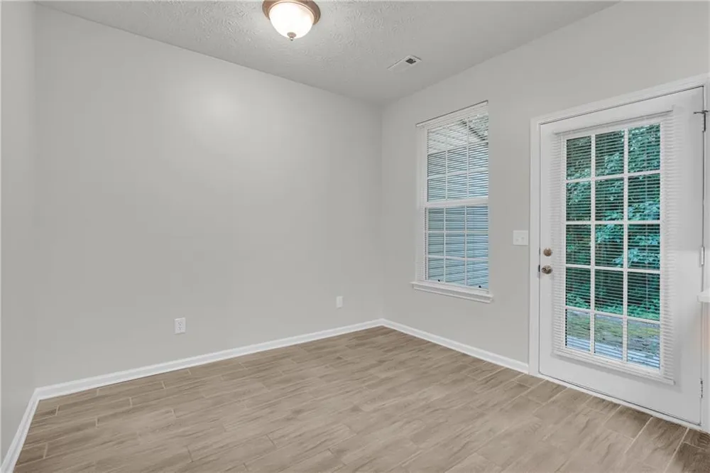 6114 Camden Forrest Drive Riverdale, GA 30296