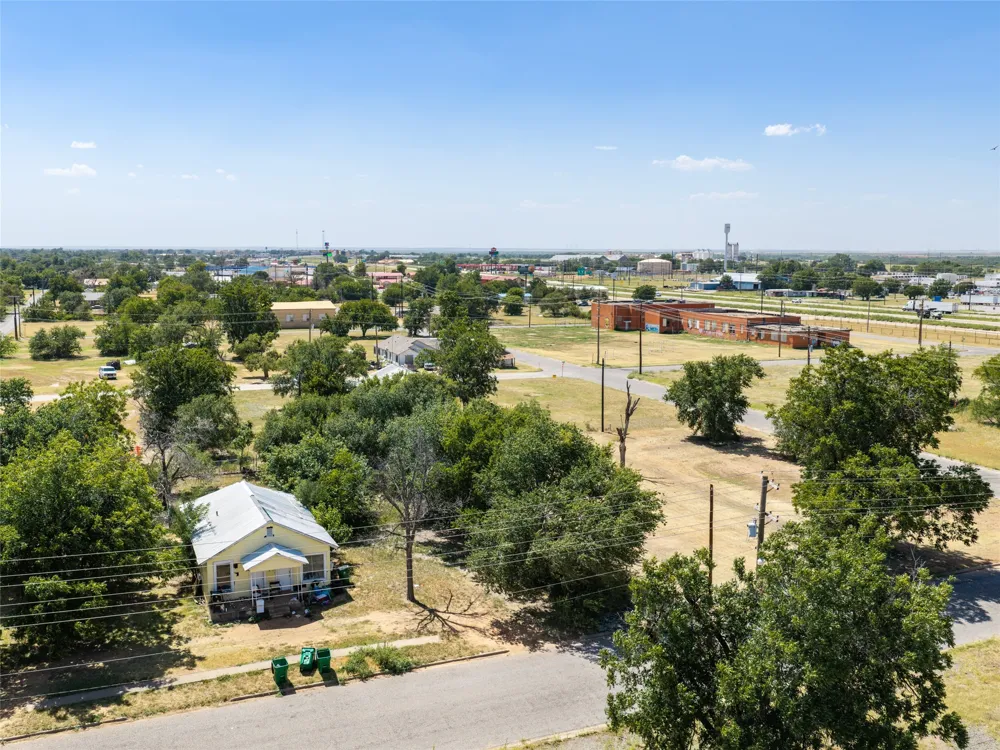 1116 Houston Street Vernon, TX 76384