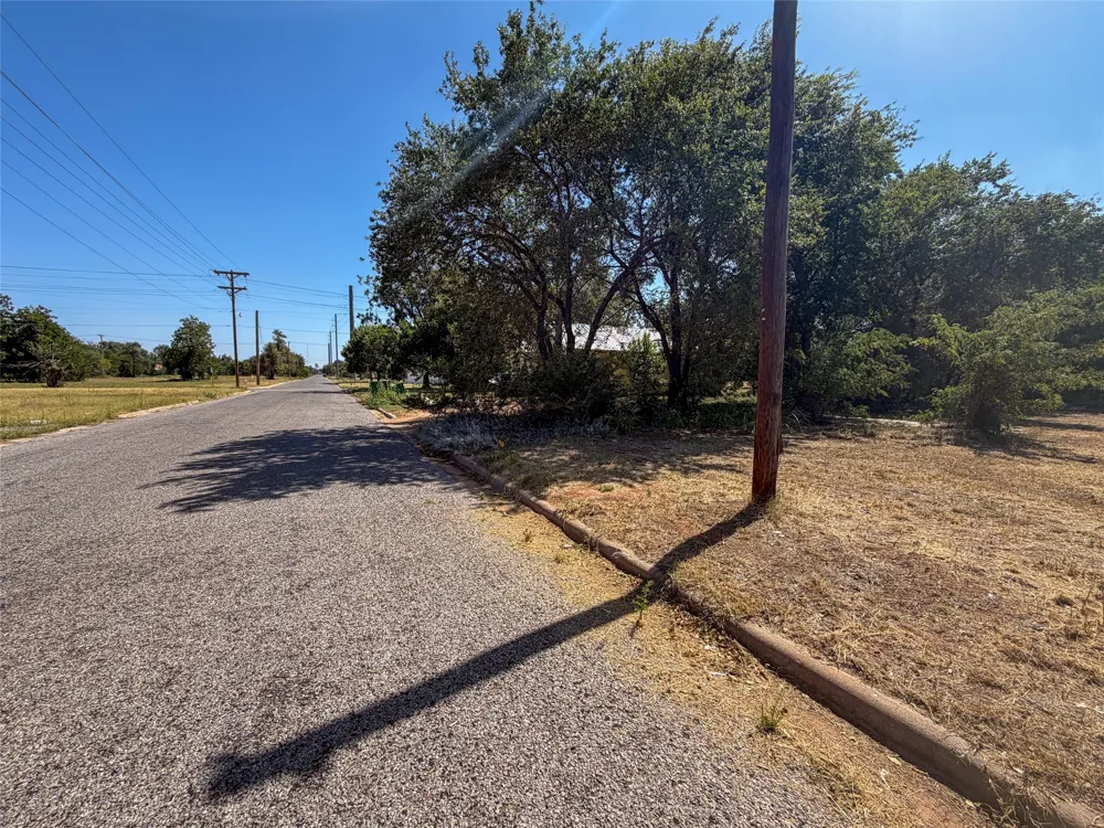 1116 Houston Street Vernon, TX 76384