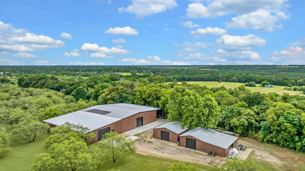 5004 Gholson Road Waco, TX 76705