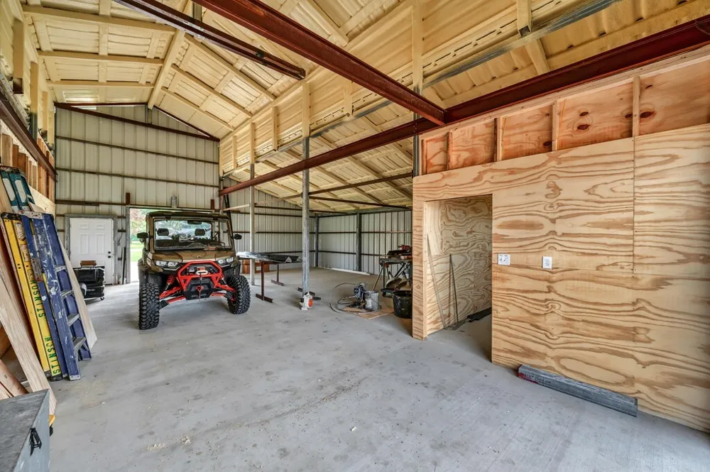 5004 Gholson Road Waco, TX 76705