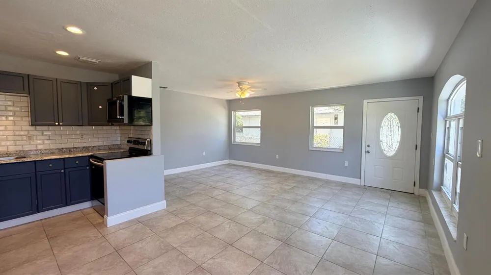 607 19th Street Fort Pierce, FL 34950