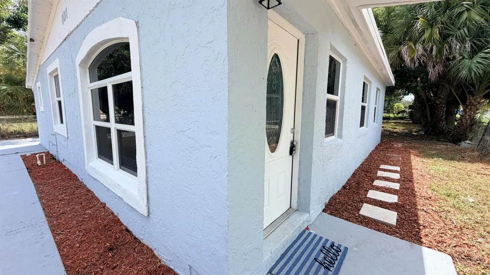 607 19th Street Fort Pierce, FL 34950