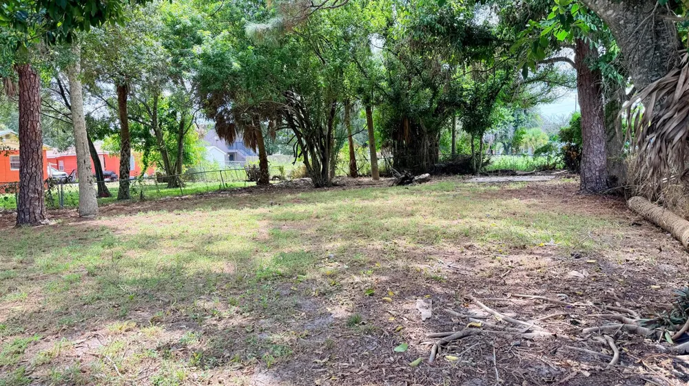 607 19th Street Fort Pierce, FL 34950