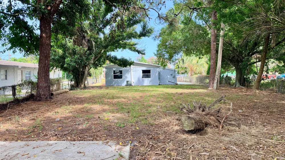 607 19th Street Fort Pierce, FL 34950