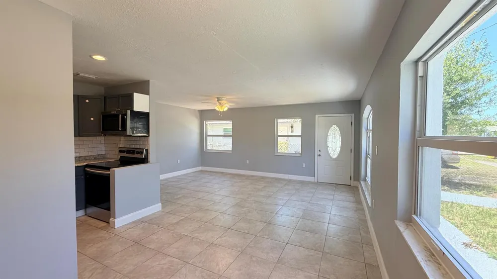 607 19th Street Fort Pierce, FL 34950