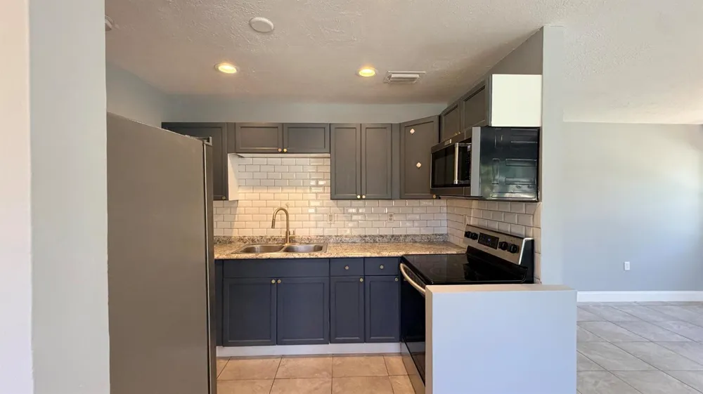 607 19th Street Fort Pierce, FL 34950