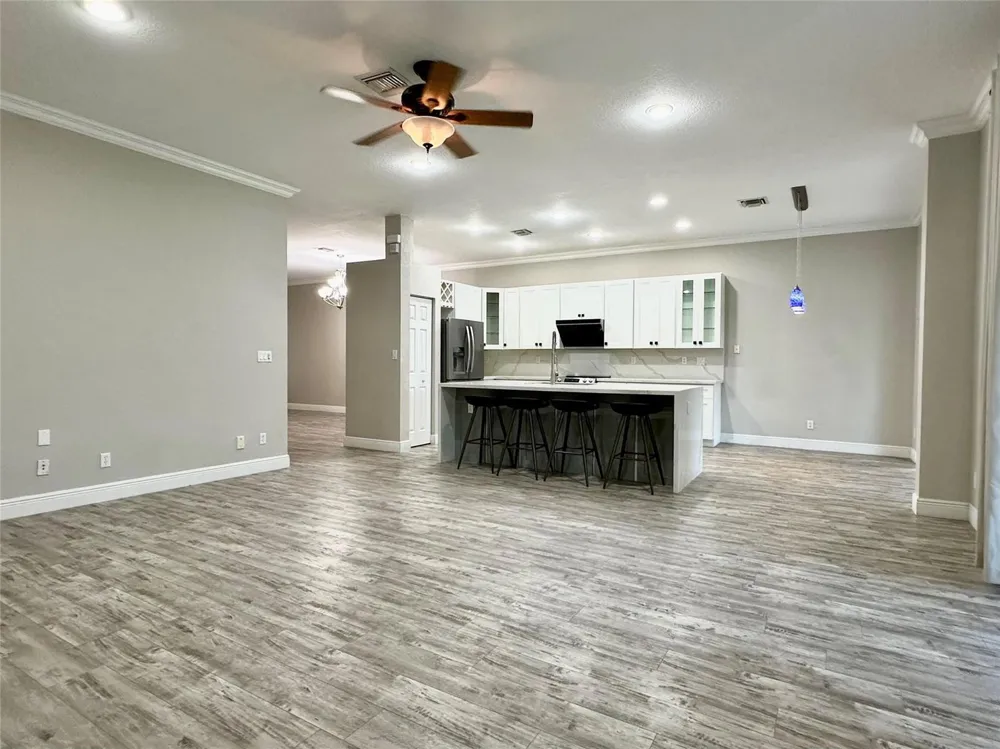 4109 W WHITEWATER AVENUE Weston, FL 33332